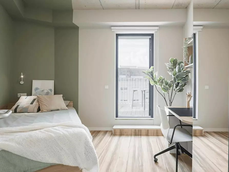 Immagine 1 di Appartamento in affitto  in Avinguda del Port a Valencia