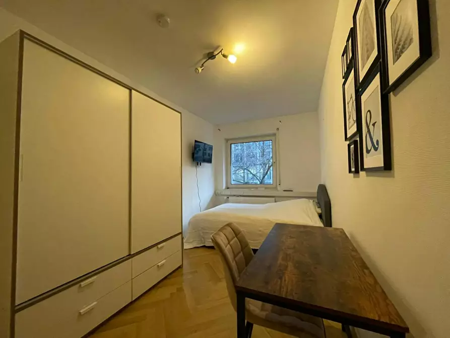 Immagine 1 di Camera in affitto  in Bockenheimer Landstraße a Frankfurt am Main