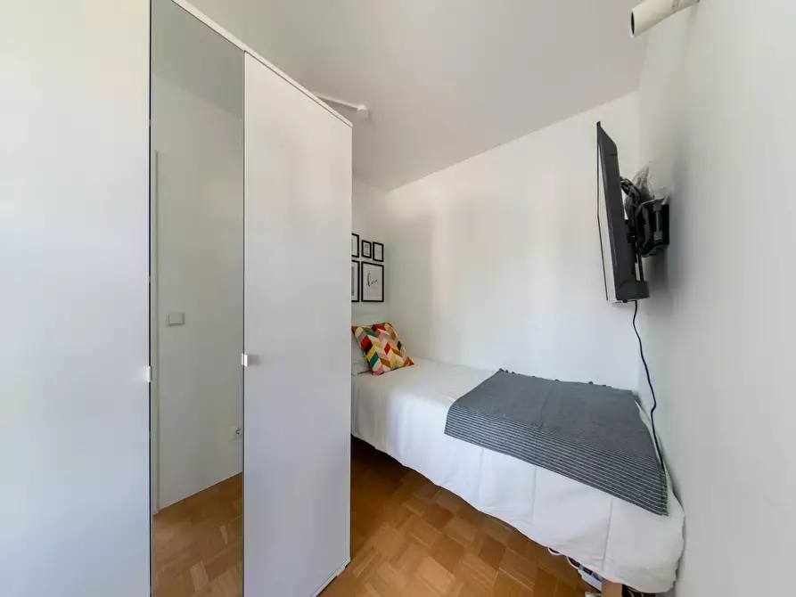 Immagine 2 di Camera in affitto  in Mittlerer Hasenpfad a Frankfurt am Main