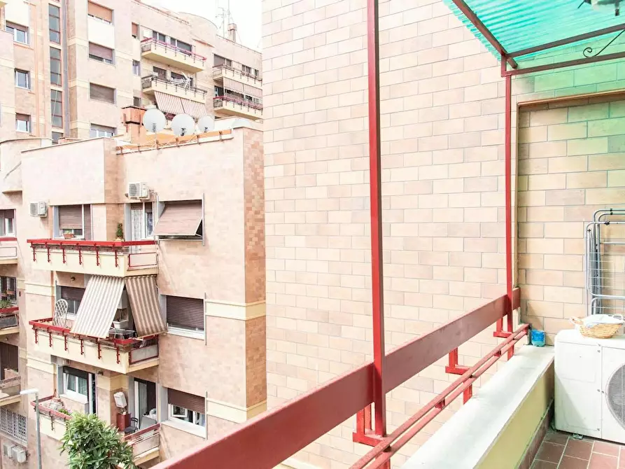 Immagine 10 di Camera in affitto  in Via Quirino Majorana a Roma