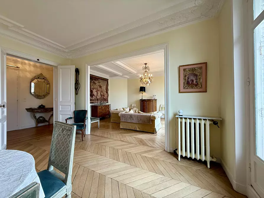 Immagine 10 di Appartamento in affitto  in Boulevard Raspail a Paris