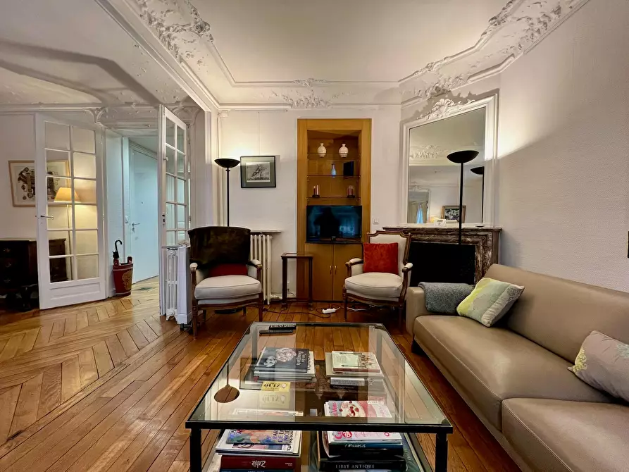 Immagine 3 di Appartamento in affitto  in Rue Damrémont a Paris 18