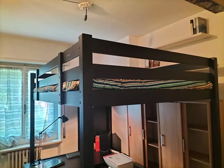 Immagine 8 di Camera in affitto  in Via Arturo Toscanini a Bergamo