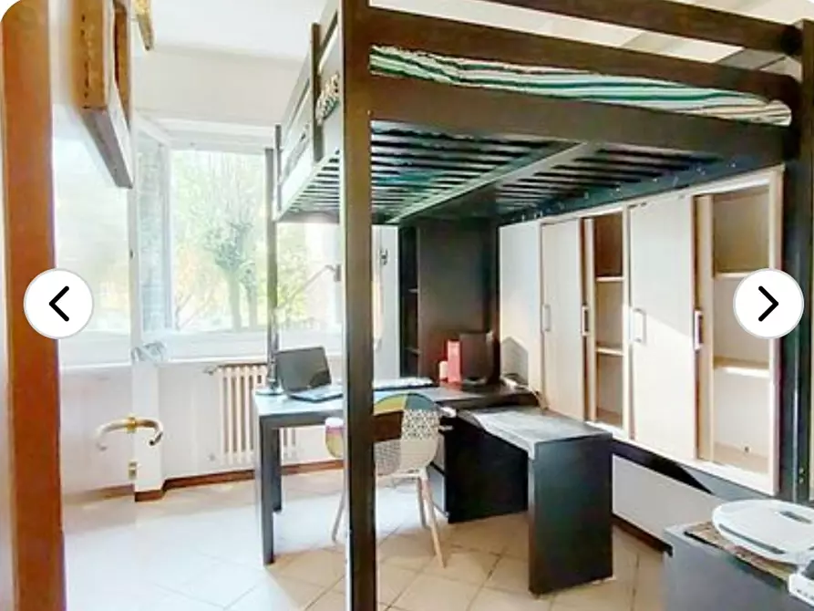 Immagine 1 di Camera in affitto  in Via Arturo Toscanini a Bergamo