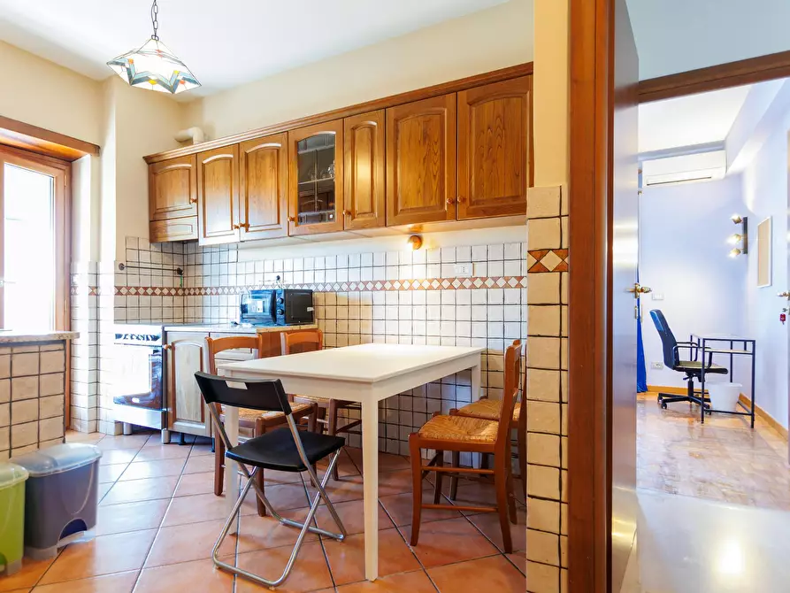 Immagine 8 di Camera in affitto  in Via Padre Semeria a Roma