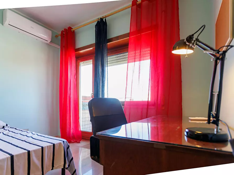 Immagine 6 di Camera in affitto  in Via Padre Semeria a Roma