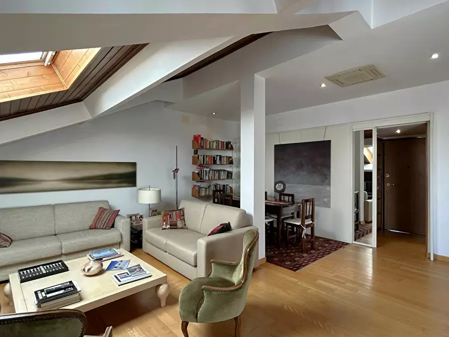 Immagine 2 di Appartamento in affitto  in Via Antonio Canova a Milano