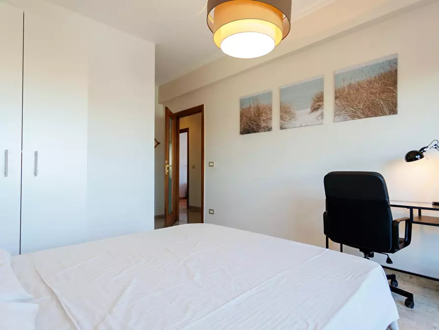 Immagine 4 di Camera in affitto  in Via Padre Semeria a Roma