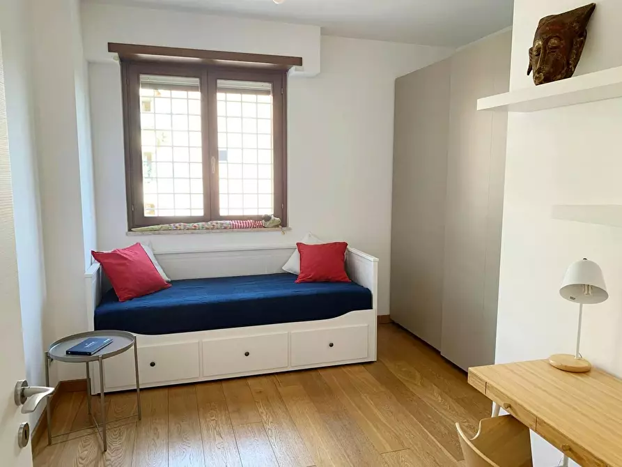 Immagine 10 di Appartamento in affitto  in Viale della Grande Muraglia a Roma