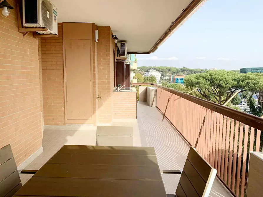 Immagine 5 di Appartamento in affitto  in Viale della Grande Muraglia a Roma