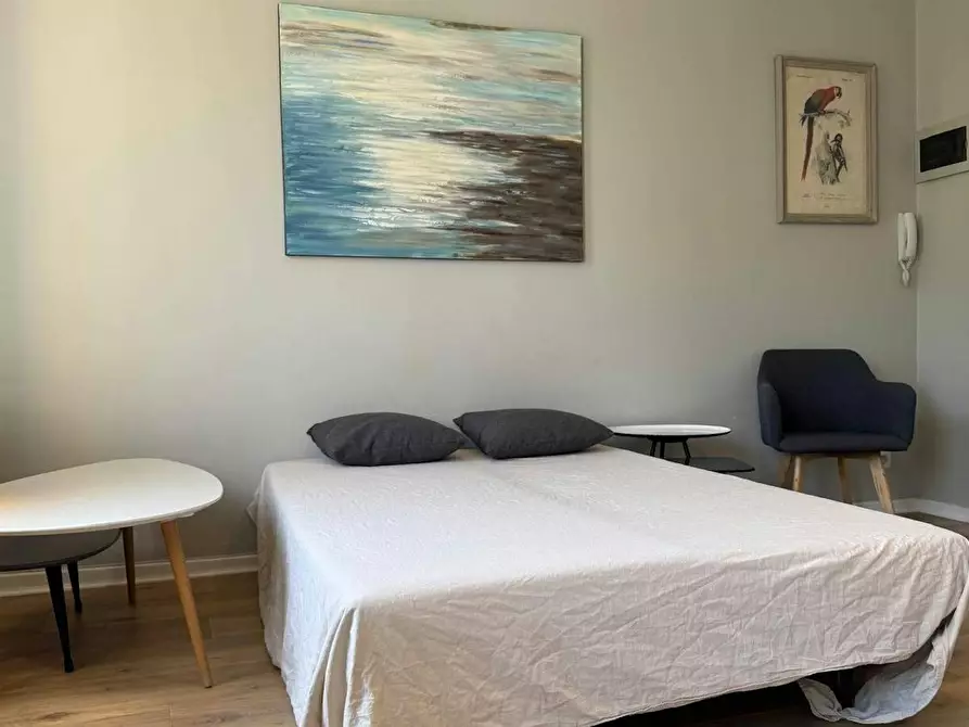 Immagine 10 di Appartamento in affitto  in Rue Souveraine a Ixelles