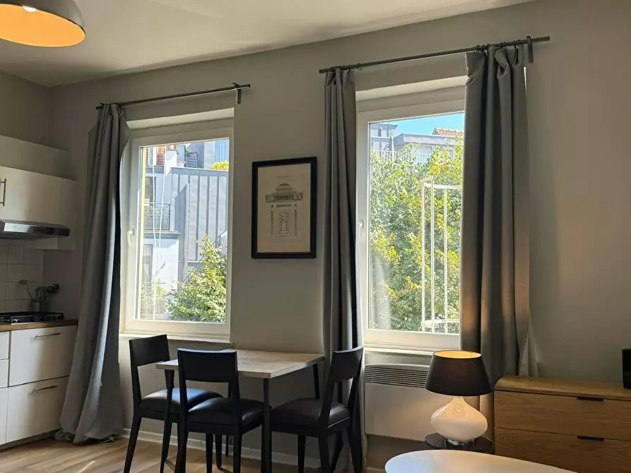 Immagine 2 di Appartamento in affitto  in Rue Souveraine a Ixelles