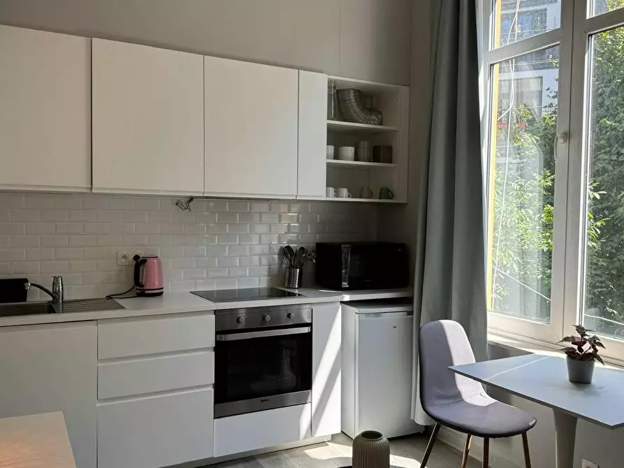 Immagine 5 di Appartamento in affitto  in Rue Souveraine a Ixelles