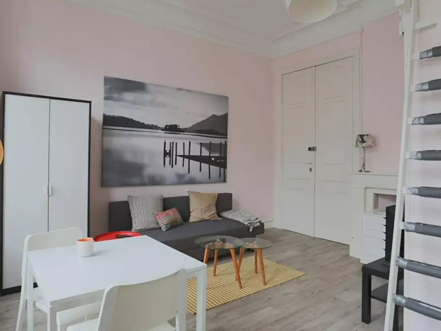 Immagine 3 di Appartamento in affitto  in Rue Souveraine a Ixelles