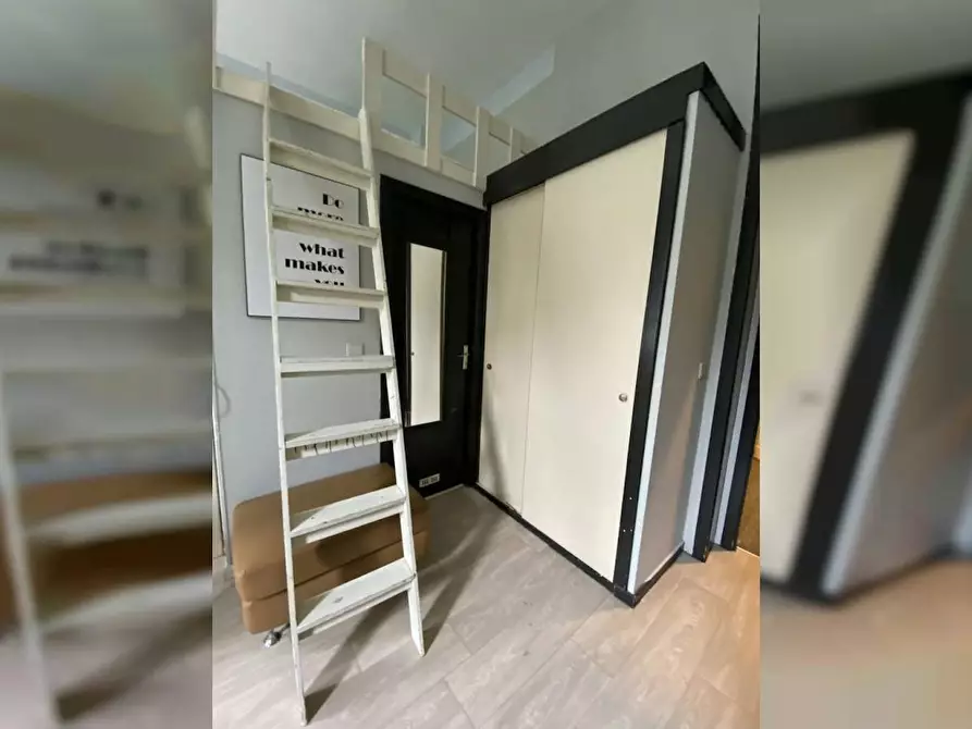 Immagine 6 di Appartamento in affitto  in Rue Souveraine a Ixelles