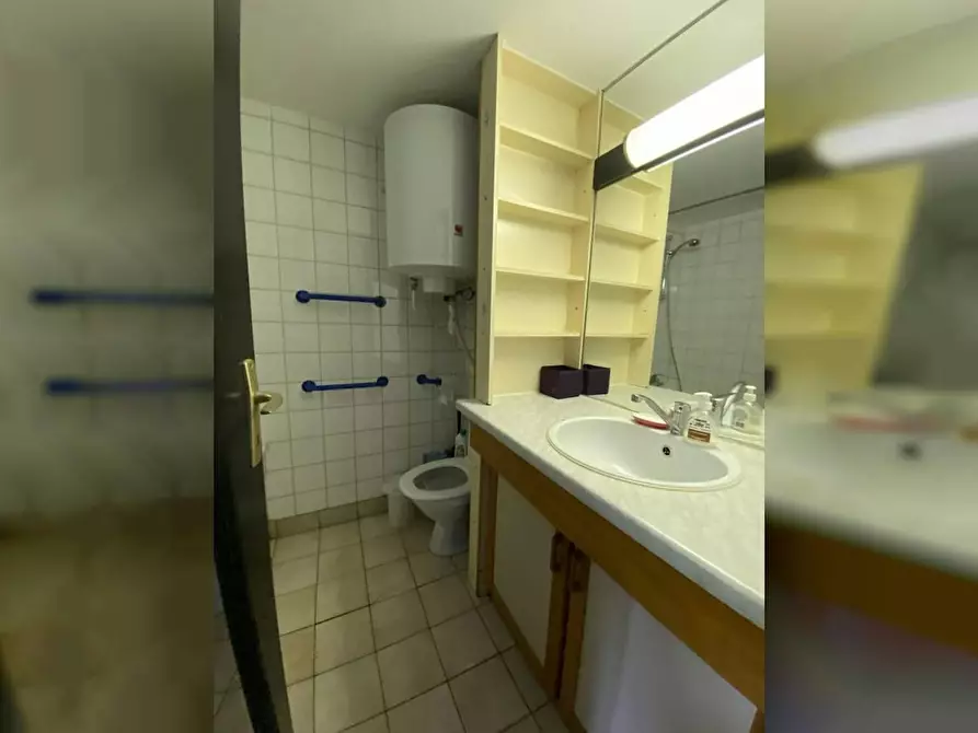 Immagine 9 di Appartamento in affitto  in Rue Souveraine a Ixelles