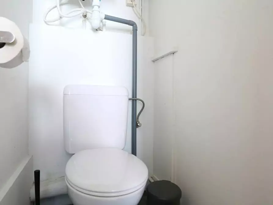 Immagine 8 di Appartamento in affitto  in Rue Souveraine a Ixelles