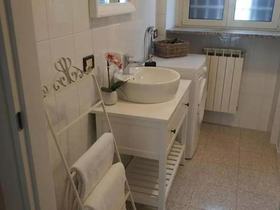 Immagine 10 di Appartamento in affitto  in Via Cassinino a Pavia