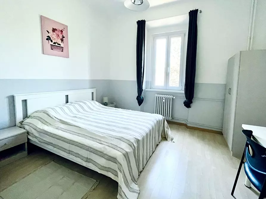Immagine 1 di Camera in affitto  in Viale Miramare a Trieste