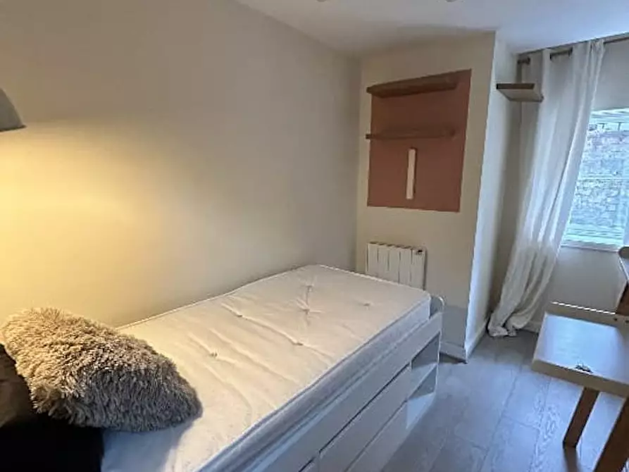 Immagine 1 di Camera in affitto  in Princes Road a 