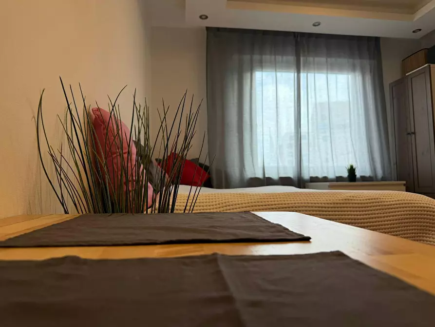 Immagine 2 di Appartamento in affitto  in Rolshover Straße a Köln