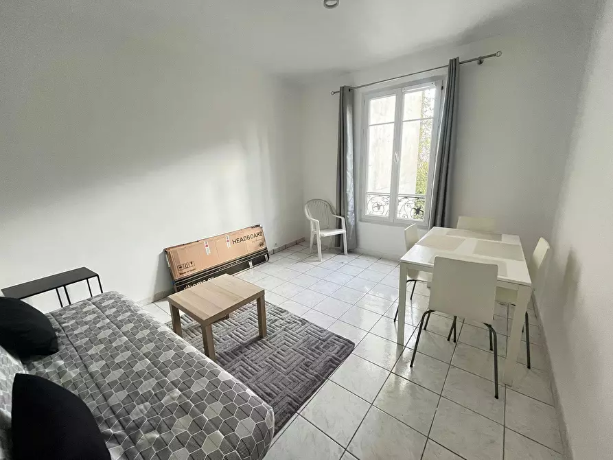 Immagine 10 di Appartamento in affitto  in Rue Eugène Caron a Courbevoie