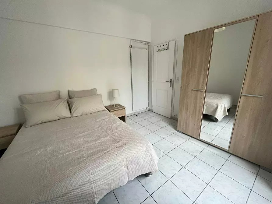 Immagine 1 di Appartamento in affitto  in Rue Eugène Caron a Courbevoie