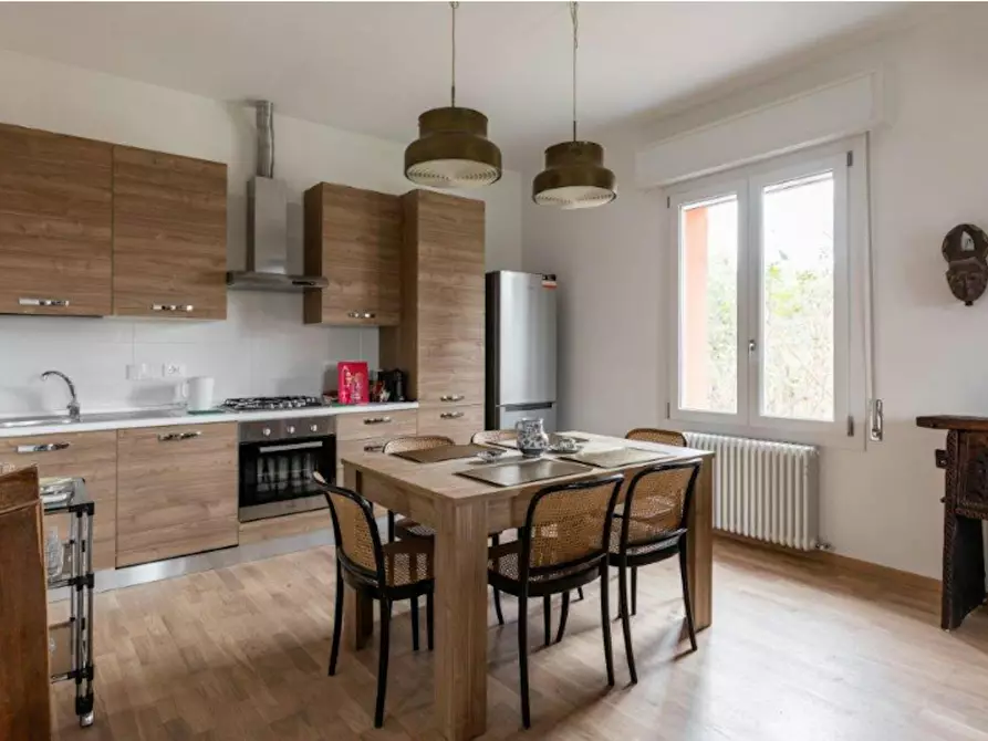 Immagine 5 di Appartamento in affitto  in Via della Salute a Bologna