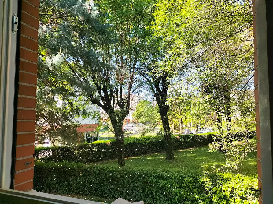 Immagine 9 di Camera in affitto  in Via Arturo Turani a Bergamo