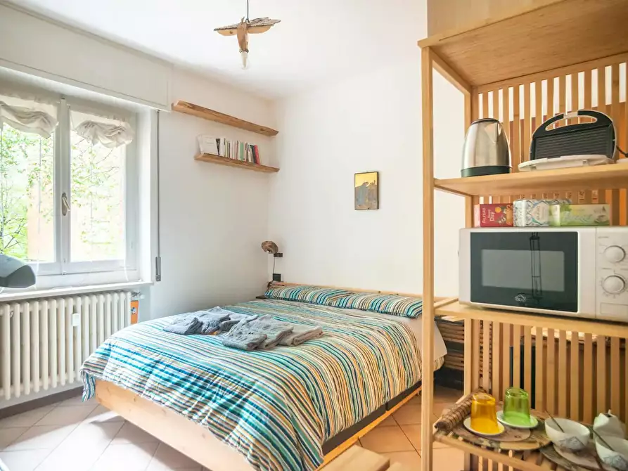 Immagine 1 di Camera in affitto  in Via Arturo Turani a Bergamo