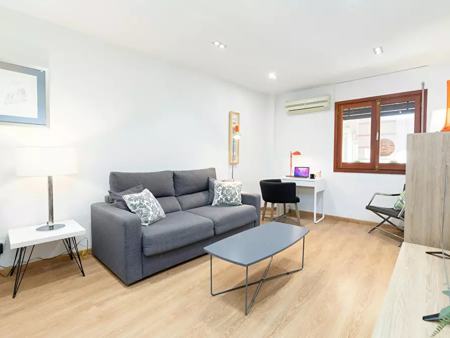 Immagine 7 di Appartamento in affitto  in Carrer del Mar a Valencia