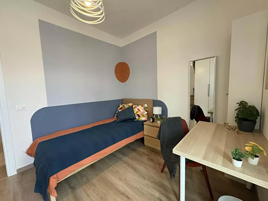 Immagine 1 di Camera in affitto  in Via Michele Saponaro a Milano