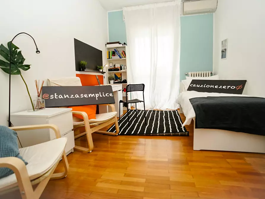 Immagine 1 di Camera in affitto  in Via Fryderyk Chopin a Milano