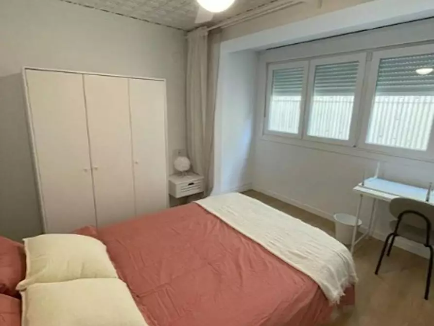 Immagine 2 di Camera in affitto  in Carrer del Doctor Fléming a Xirivella