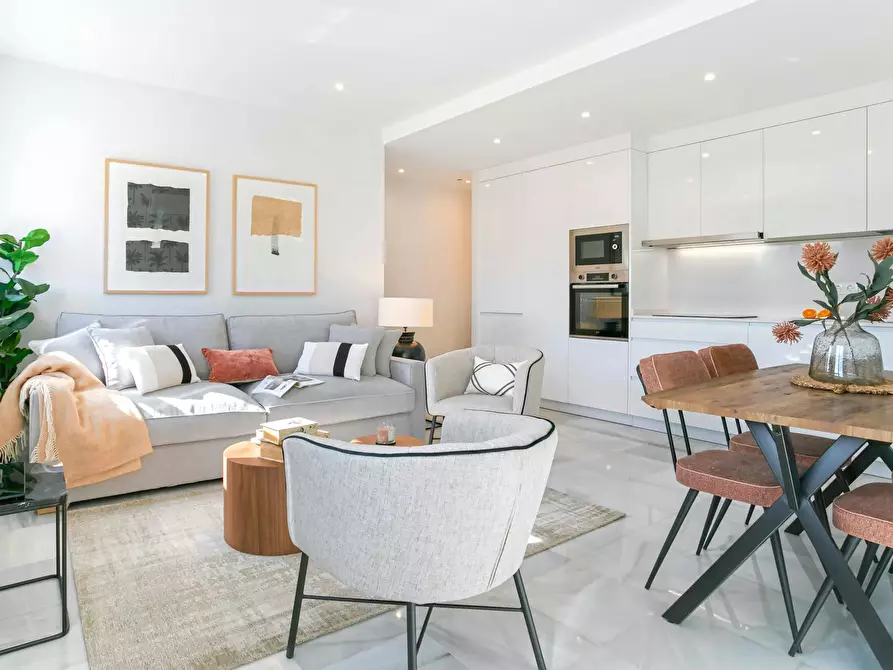 Immagine 4 di Appartamento in affitto  in Avenida de la Constitución a Sevilla