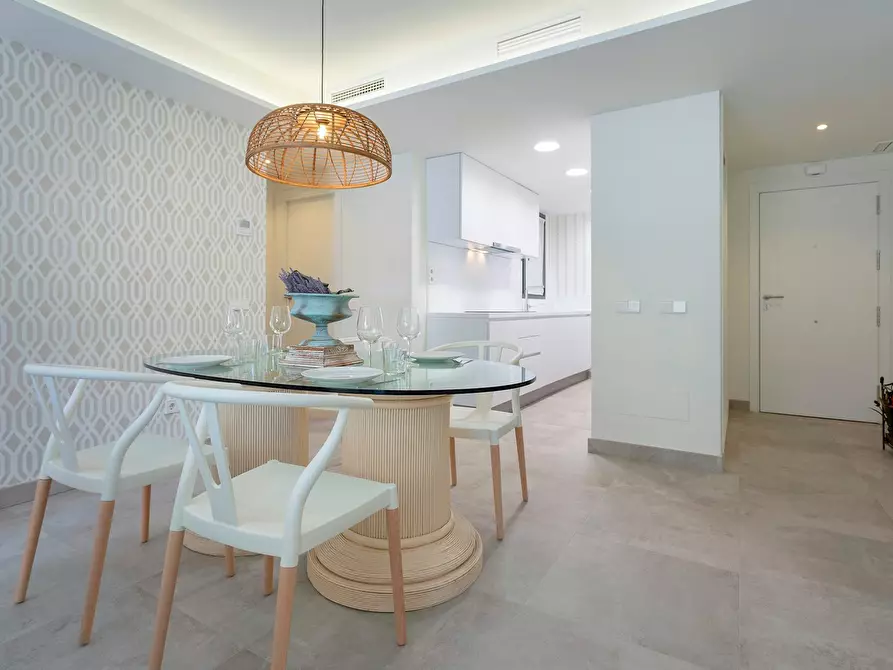 Immagine 9 di Appartamento in affitto  in Avenida Juan Carlos I a Loma Del Monte