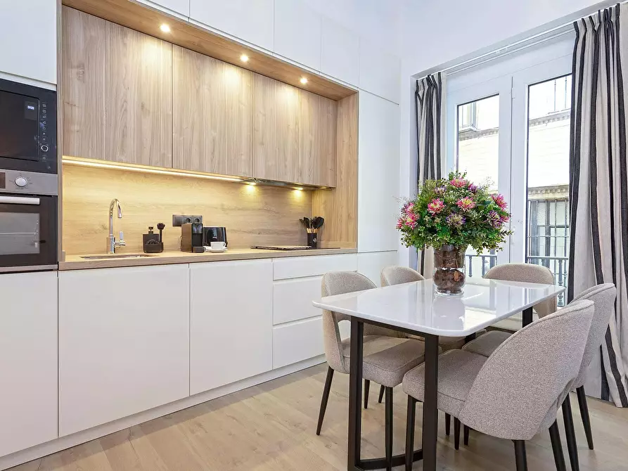 Immagine 6 di Appartamento in affitto  in Calle Teodosio a Sevilla