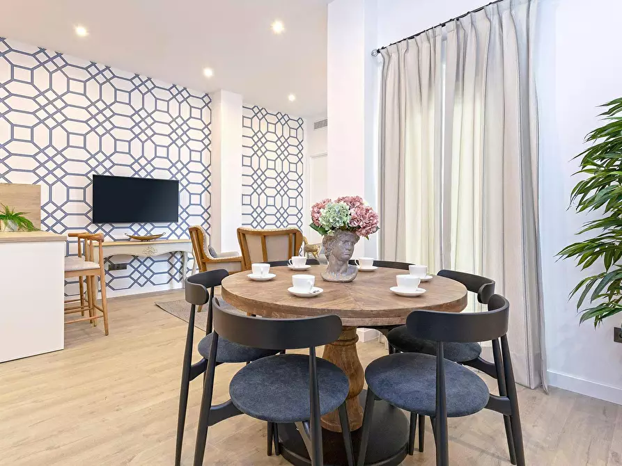 Immagine 4 di Appartamento in affitto  in Calle Teodosio a Sevilla