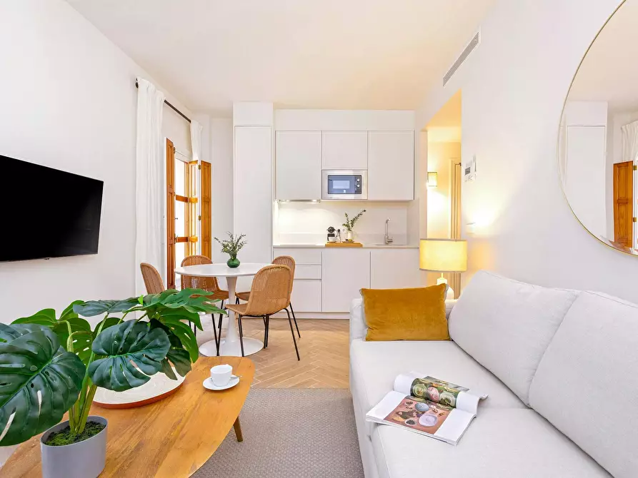 Immagine 5 di Appartamento in affitto  in Plaza de Santa Cruz a Sevilla