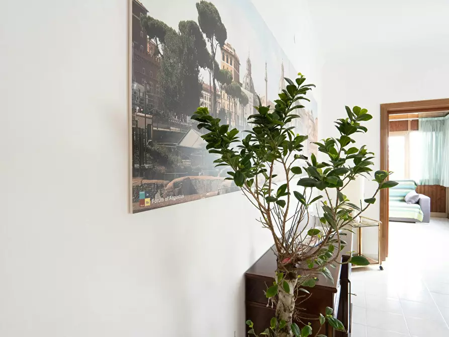 Immagine 3 di Appartamento in affitto  in Via Luigi Cibrario a Roma