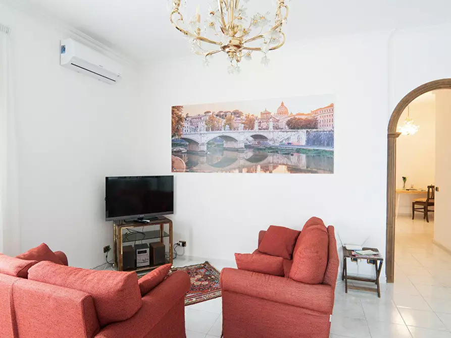 Immagine 5 di Appartamento in affitto  in Via Luigi Cibrario a Roma