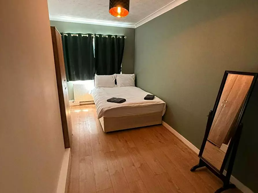 Immagine 8 di Casa indipendente in affitto  in Holburne Road a Greenwich