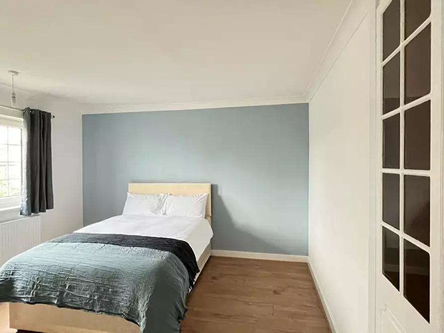 Immagine 4 di Casa indipendente in affitto  in Holburne Road a Greenwich