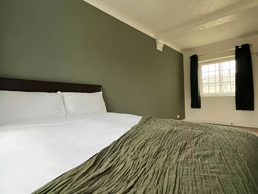 Immagine 5 di Casa indipendente in affitto  in Holburne Road a Greenwich