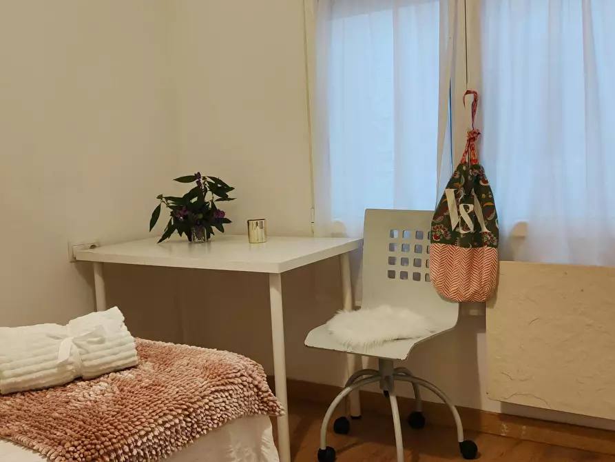 Immagine 4 di Camera in affitto  in Calle Lealtad a Gijon