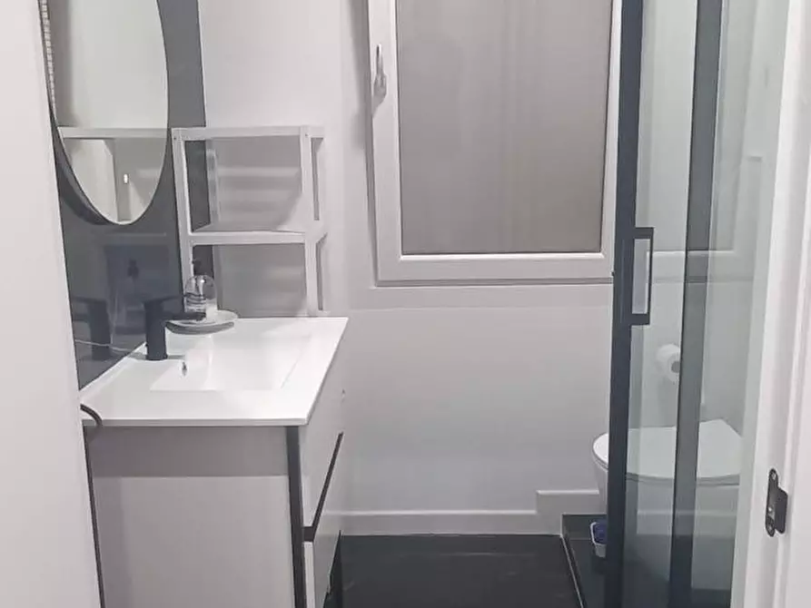 Immagine 4 di Camera in affitto  in Ametzola Plaza a Bilbao