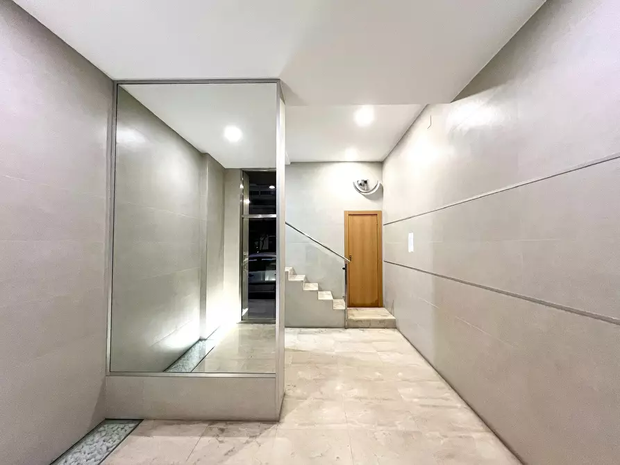 Immagine 8 di Camera in affitto  in Avinguda del Primat Reig a Valencia