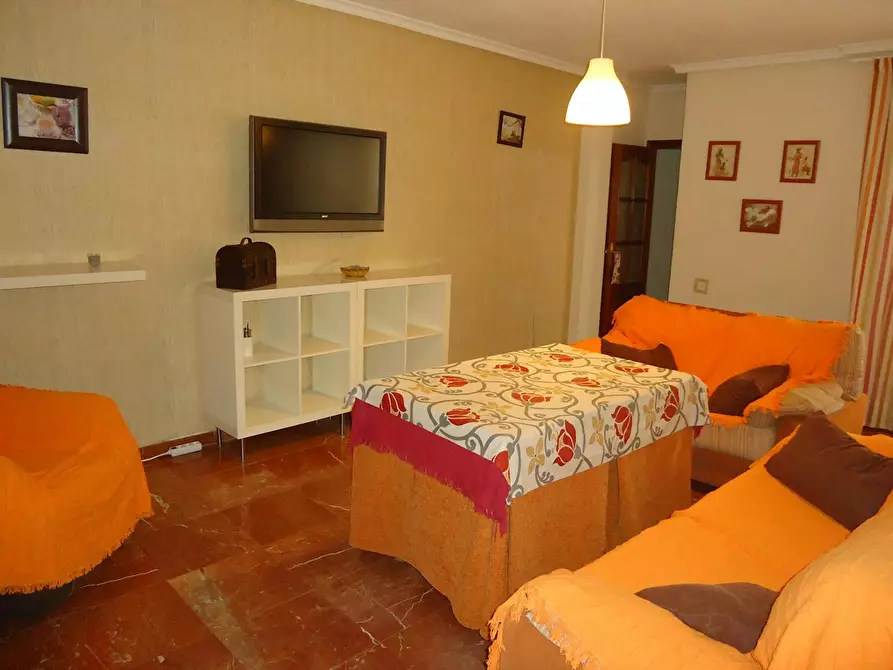 Immagine 10 di Camera in affitto  in Calle de Damasco a Cordoba