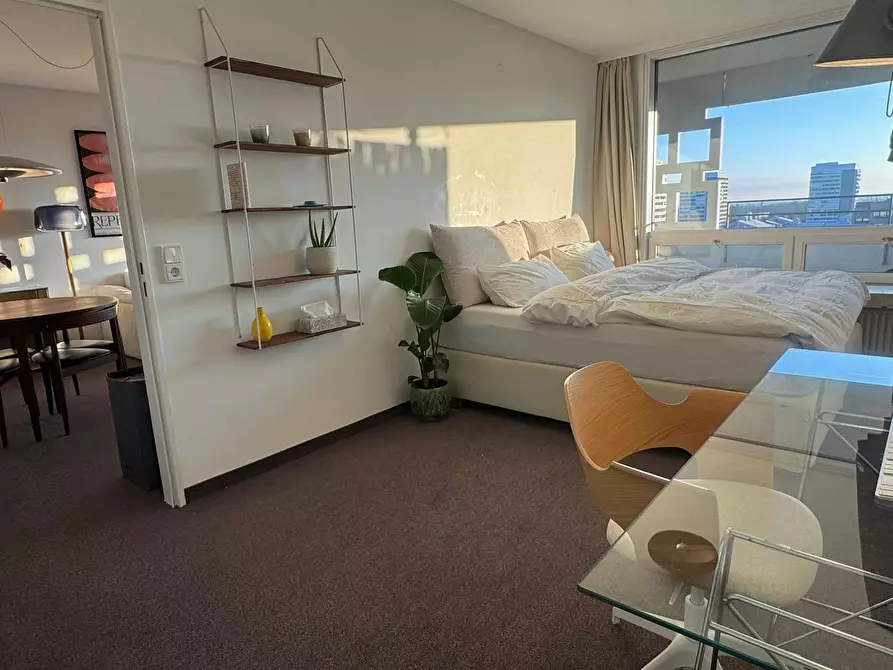 Immagine 5 di Appartamento in affitto  in Arabellastraße a München