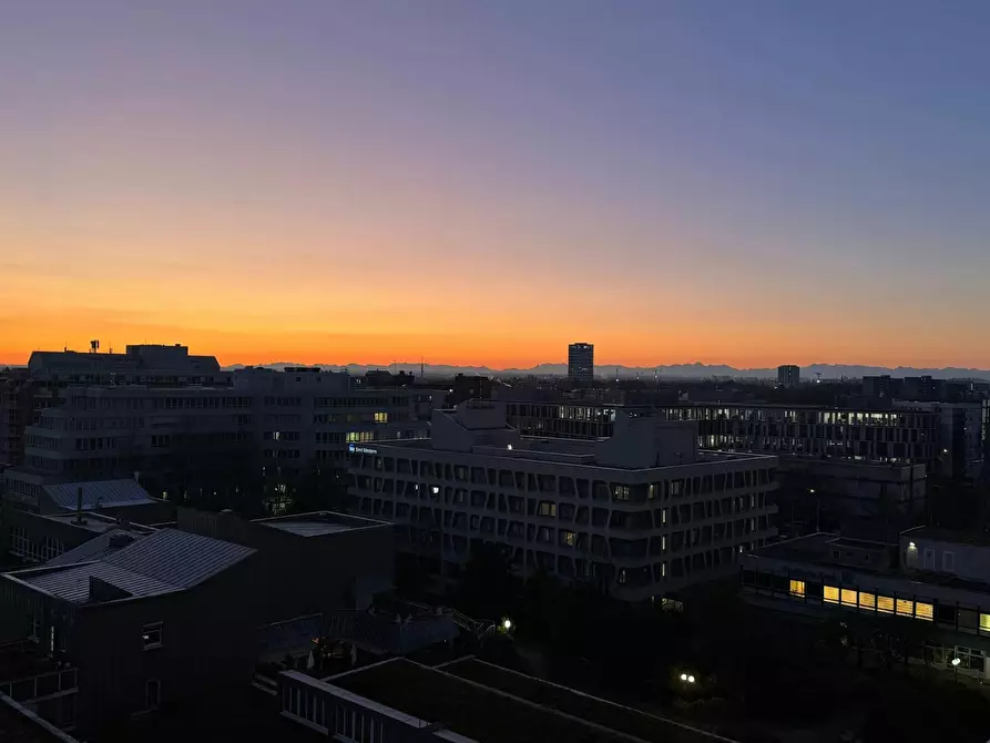 Immagine 1 di Appartamento in affitto  in Arabellastraße a München